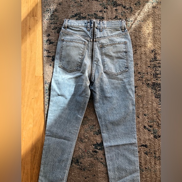 Women’s New Revice Denim Yin Yang Crop Jeans With Tags Size 27 Zip Front To Back - Picture 2 of 6